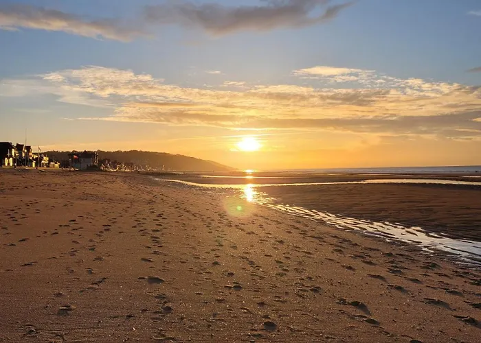 M2m Confortable Avec Parking Prive Gratuit - 4 Min A Pied De La - Hypercentre Lejlighed *