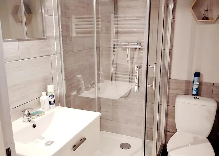 Appartement M2m Confortable Avec Parking Prive Gratuit - 4 Min A Pied De La - Hypercentre